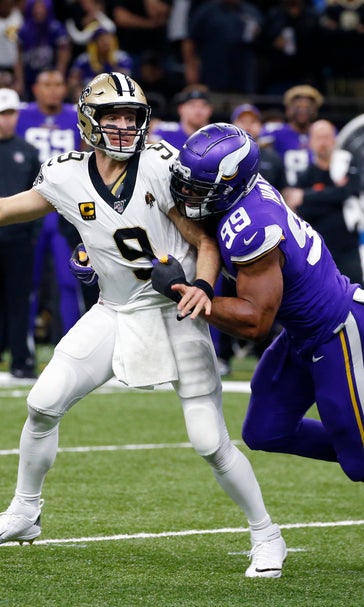 Tom Brady, Drew Brees exit early in changing of the QB guard